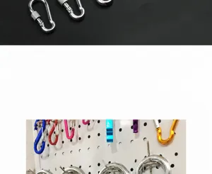Detailansicht von verzinkten Eisen-Karabinerhaken und Federhaken fuer den Outdoor-Bereich.