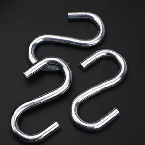 Ganci a S in metallo resistenti per appendere amache, piante, vasi e strumenti multifunzionali.
