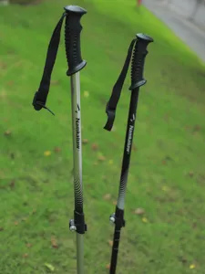 Aluminium Wanderstöcke 3-teilig teleskopisch Outdoor Trekkingstöcke schwarz silber Paar
