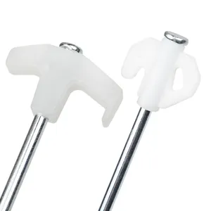 Picchetti da campeggio resistenti con ganci in plastica per fissaggio tenda all'aperto.