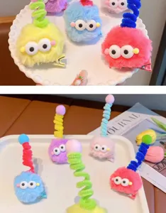 Lindas y divertidas pinzas para el cabello de peluche con ojos grandes para niñas