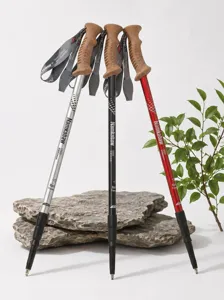 Bastone da trekking regolabile a tre sezioni con comoda impugnatura in sughero.