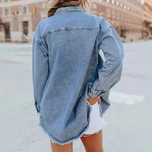Dames casual oversized blauwe denim jas overhemd rafelige zoom streetwear top achterkant