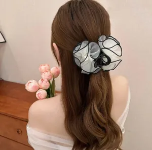 Elegant 8cm white flower mesh hair claw clip with delicate pearls for women hair accessories