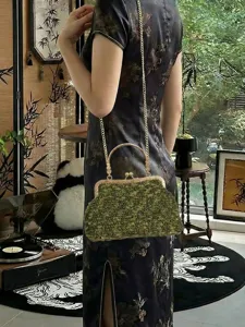 Sac à main rétro vert en peluche avec chaîne dorée et fermoir clip, style robe chinoise.