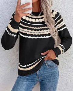 Women crewneck colorblock long sleeve knit sweater, casual autumn winter pullover top.