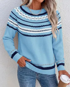 Women's long sleeve crewneck colorblock knit sweater, stylish casual autumn winter pullover.