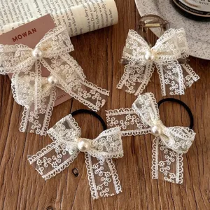 Pince à Cheveux en Dentelle Française Vintage Élégante Accessoires de Cheveux Blanc Cassé Avec Perle Artificielle pour Femme