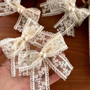 Barrettes à cheveux rétro en dentelle française avec perles pour coiffure