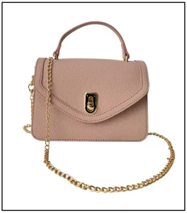 Bolso bandolera elegante de cuero PU rosa polvoriento con cadena dorada y cierre de giro