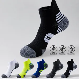 Men Running Sports Socks Athletic Non Slip Towel Bottom Basketball Marathon Training Socks Breathable Crew Socks