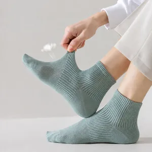Men summer thin breathable mesh short socks, comfortable cotton athletic ankle socks.