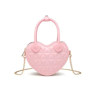 Borsa Jelly in PVC Trapuntata a Forma di Cuore con Tracolla a Catena in Metallo Donna Stile Dolce e Fresco Borsa a Mano
