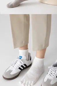 Men's breathable mesh five-toe socks cotton short sports socks summer thin toe socks