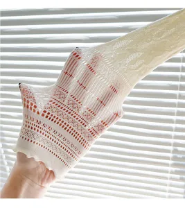 Femmes chaussettes mi-mollet en dentelle blanche maille creuse volants vue détail