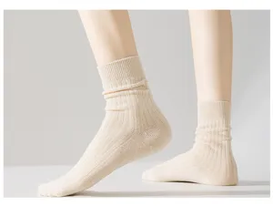 Comfortable women solid color ribbed mid-calf cotton socks casual daily winter stack socks