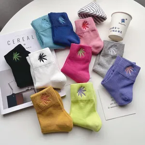 Women's Casual Cotton Crew Socks Candy Color Botanical Embroidery Mid Tube Socks Everyday Comfortable Soft Hosiery