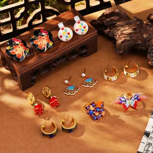 Boucles d'Oreilles Pendantes Vintage Émail Fleur Papillon Tige Argent 925 Bijoux Orientaux Strass