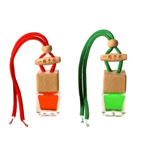 Adorno colgante de botella de perfume para coche, difusor de aceite esencial con cuentas de madera.