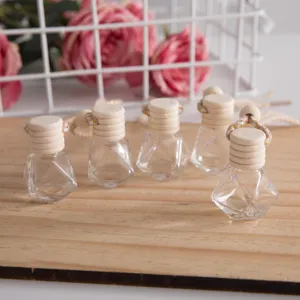Auto Parfuemflasche Anhaenger leere Glasflaeschchen Aromaoel Diffusor Dekoration 8ml