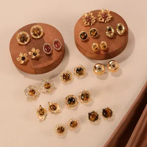 Pendientes de Botón Medievales Vintage de Aleación Ojo de Tigre Poste de Plata de Ley 925 para Mujer Joyas Retro de Strass Floral