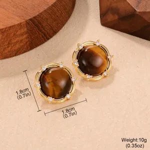 Primer plano de pendientes vintage ojo de tigre, 1,8 cm y 10 g de peso.