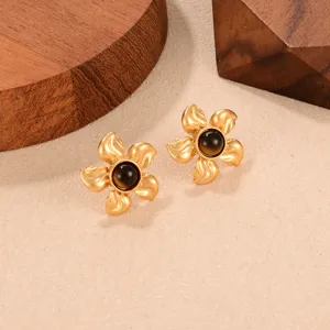 Pendientes de flores vintage con piedra ojo de tigre y aguja de plata 925 detalle