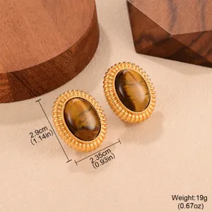 Vue détaillée de boucles d'oreilles œil de tigre vintage avec dimensions et poids