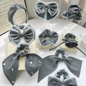 Details zu grauem Haar-Accessoires-Set mit Plissee-Rüschen und Schleifen