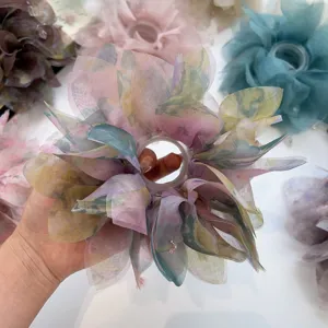 Macro di elastico per capelli multicolore in organza trasparente