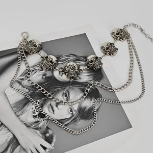 Cintura a catena in metallo multistrato punk gotica con ciondoli a teschio per accessori moda donna.