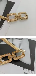 Goldene elastische Metallkettengürtel mit geometrischer Schnalle für Damen Kleider