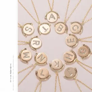 Vintage Métal Strass Lettre Initiale Pendentif Collier Plaqué Or Rotatif Disque Rond Papier Trombone Chaîne Collier Pour Femmes Bijoux De Luxe Cadeau