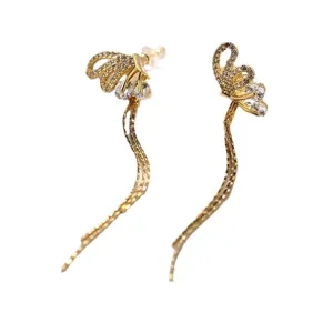 Elegante goldene Schmetterlings-Ohrringe mit Quasten und funkelnden Kristallen für Damen