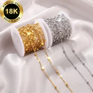 Detaillierte Ansicht der 18K vergoldeten Edelstahl-Perlenkette für DIY-Schmuck