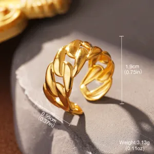 Nahaufnahme des verstellbaren, vergoldeten Edelstahl-Rings im Panzerketten-Design