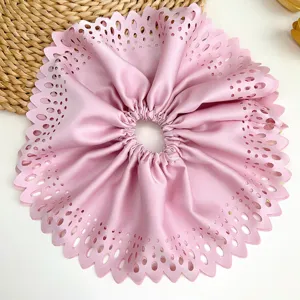 Chouchou Plissé Ajouré Surdimensionné Texture Satinée Élastique Cheveux Femme Grand Porte Queue de Cheval Accessoire Décoratif Quotidien