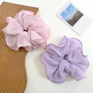 Par de coleteros de cuadros extragrandes con volantes en rosa pastel y lavanda suave