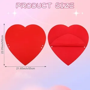Diagrama de dimensiones detallado para fundas de fieltro rojo con forma de corazón