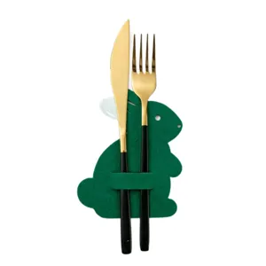 Porte-couverts lapin de Pâques en feutre vert pour décoration de table festive élégante