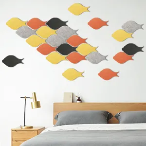 Adesivi murali in feltro a forma di pesce per decorazione creativa nordica della camera
