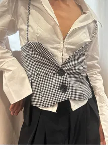 Stijlvolle dames hondentand korset top met wit overhemd detail en luxe moderne stijl.