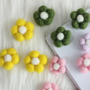 Accesorios de flores de fieltro de lana hechos a mano para horquillas y manualidades DIY