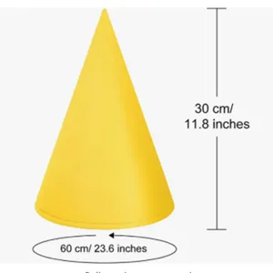 Gelbe Filz-Weihnachtsmütze in Kegelform mit Maßen: 30 cm Höhe, 60 cm Umfang