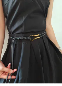 Women thin black leather waist belt with golden buckle for autumn winter outfits