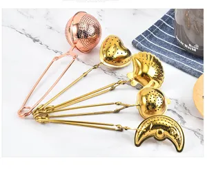 Cuchara infusor de té de acero inoxidable con forma de corazón y luna para té en hojas.