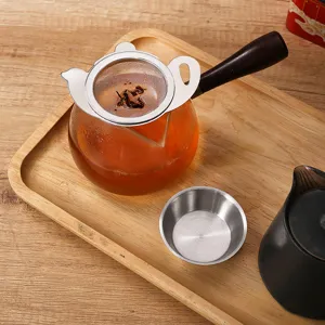 Edelstahl Teesieb mit Holzgriff, feines Tee-Ei Teefilter für losen Tee und Kräutertee.