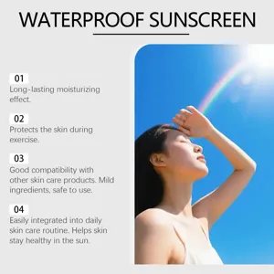 Vue détaillée montrant les caractéristiques de la crème solaire et hydratation.