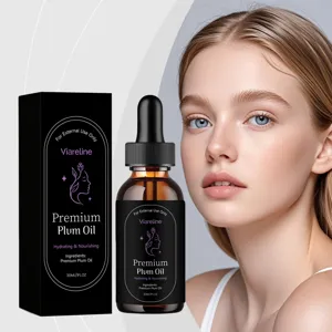 Detailansicht des Viareline Gesichtsfeuchtigkeitsserums in Flasche und Box, 30ml Hautpflege