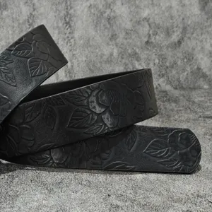 Retro Rosen gepraegter PU Lederguertel fuer Damen, schwarzer Mode Taillenguertel Kleider